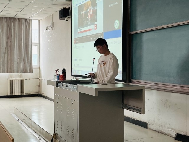 学长计划第1064期:传递善意的温度 照亮希望的前方——淬炼·国际商学院第155期“蓝笺传情 伴爱成长”之完满星路第17期