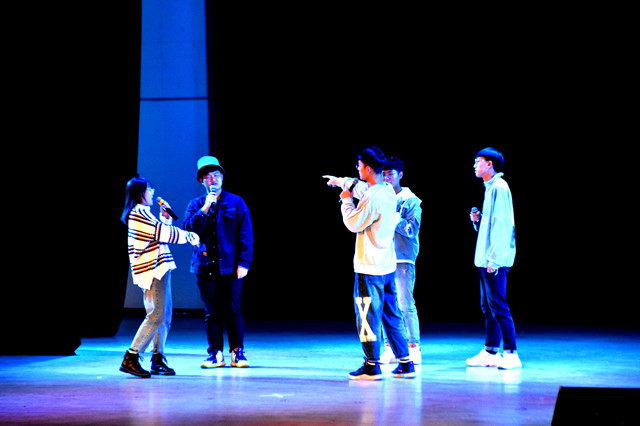 大数据学院、信息工程学院“心迎新 梦飞young”萌新才艺Show