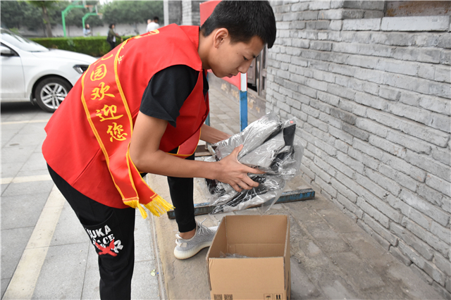 了解启蒙礼仪 感悟文化魅力——大数据学院、信息工程学院“情系三农”实践团