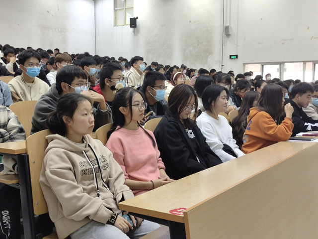 【辅导员说完满】和谐网络你我共享 共防电诈你我同心——智能工程学院2022级辅导员说完满活动