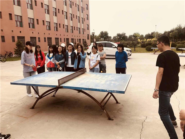 【完满班级】热血乒乓 汗洒青春——淬炼商学院九月完满班级主题活动（十九）