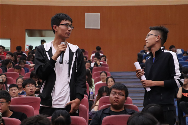 汇精英浓墨重彩 书写华丽伟章——大数据学院、信息工程学院完满教育宣讲