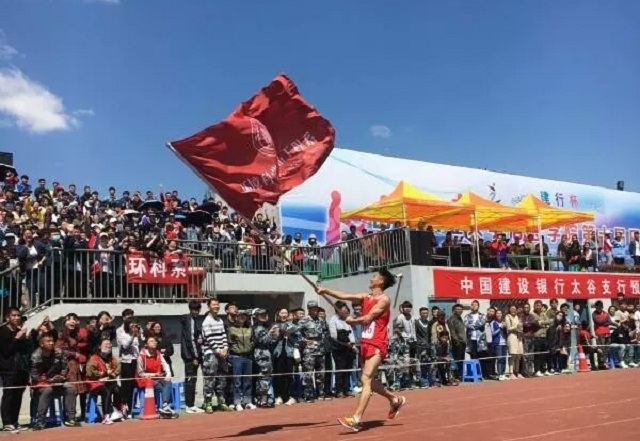闪光的信院第220期:运动之皇无双 巅峰时刻永存——孙东升