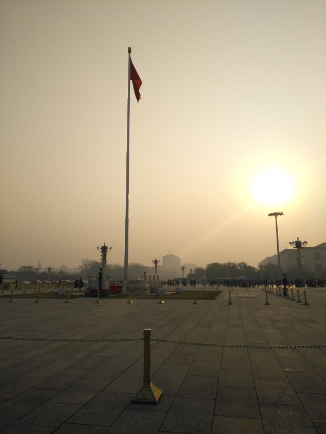 行管1601—1603团支部、会计1601—1605团支部开展“将爱国进行到底”主题团日活动