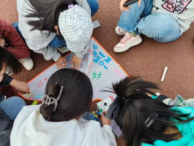 【基层活力提升】书香润心灵 精神促成长——经济与管理学院三月完满团支部纪实（五）