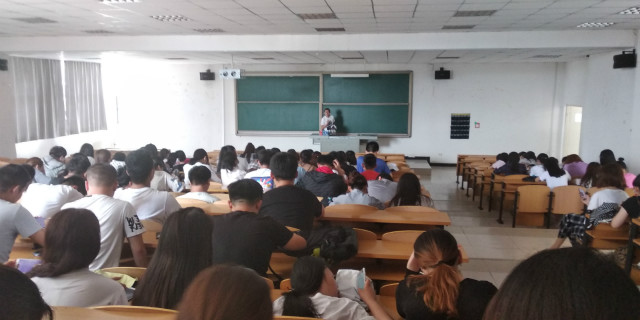 【辅导员说完满】愿时光不负努力  成就属于你的自己——辅导员说完满之“永不言败 持之以恒”