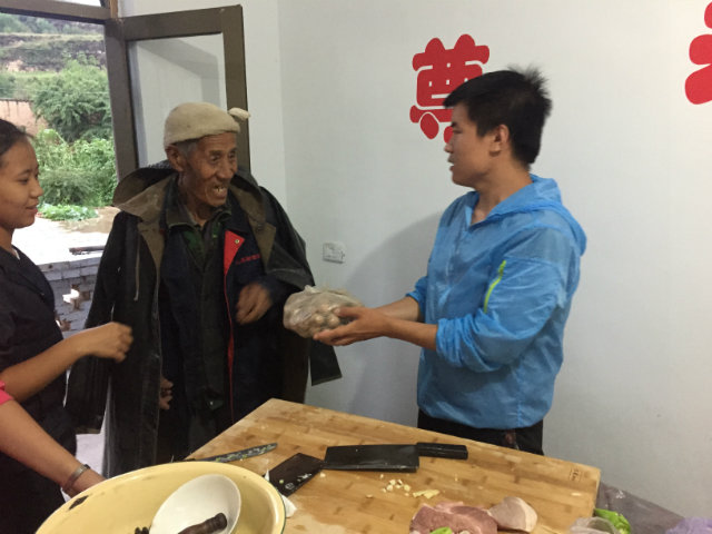 【三下乡】一座独村的等待——青春健康  爱撒龙门