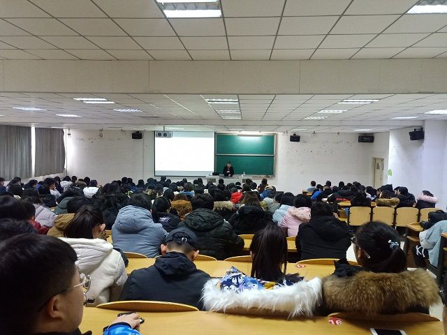 学长计划第609期:眼中环星胸怀山海 不负韶华不负自己——食品与环境学院“学长计划 百花讲堂”第72期