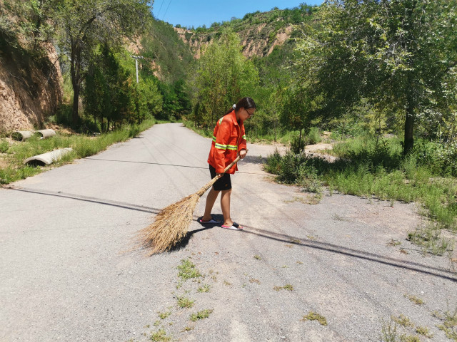 【暑期社会实践】 爱心接力 乐善公益 ——外语系学子暑期社会实践纪实（八）