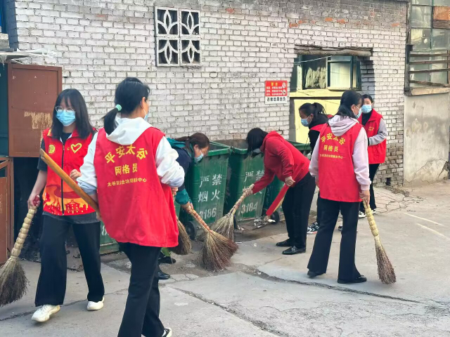 青春志愿行 真情暖人心——经济与管理学院主题党日活动