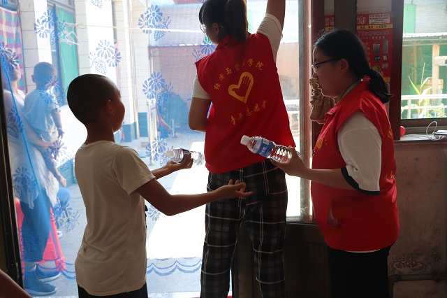 【三下乡】身体力行学党史 赓续共产党人的精神血脉——经济与管理学院“经”史思源党史学习实践团“三下乡”实践活动纪实四