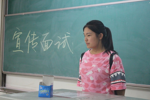 江山代有才人出 纳新换届易新颜——淬炼商学院学生会开展新学年纳新工作