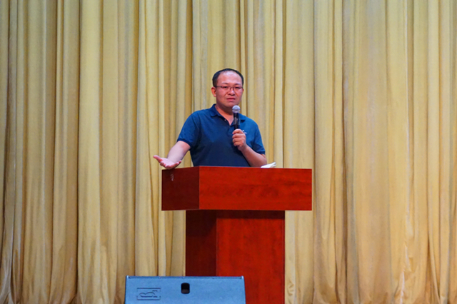 以梦为马 在最美的年华遇见你——大数据学院、信息工程学院开展2018级新生见面会