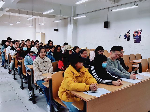 【完满班级】流光溢彩 传情达意——食品与环境学院动医2102班完满班级活动