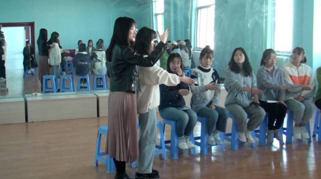 第25期“她说·女生学堂”:尚美践行 仪韵绽彩