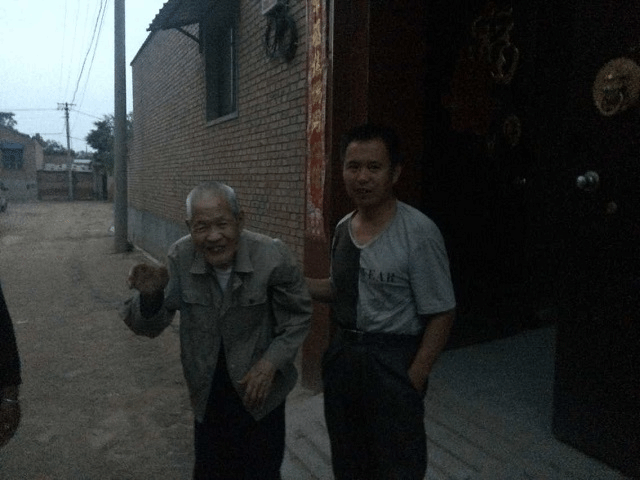 【三下乡】为孤寡老人送爱 向革命老人致敬