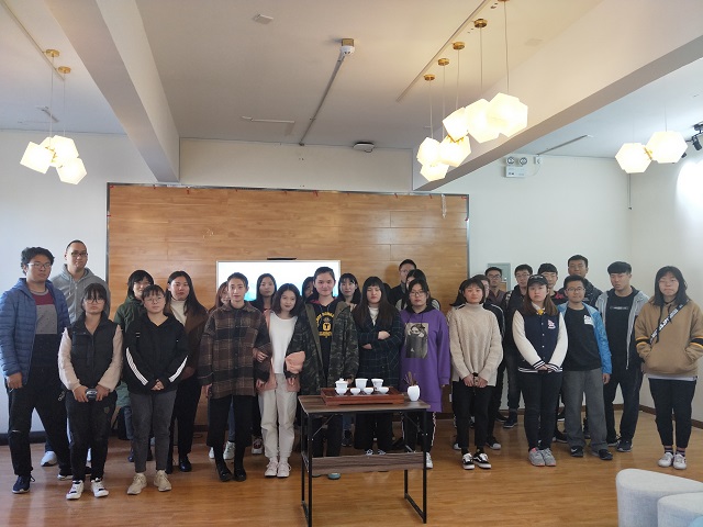 【社团快讯】香茶解乏 吉语暖心——茶语茶韵社举办“知乎学堂”之茶的古今往来