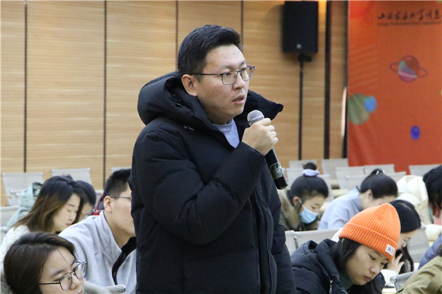 “掌握体验教育方法论 推进完满事业新发展”专题讲座顺利开展