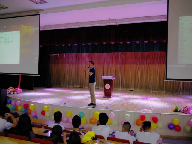 【辅导员说完满】以榜样树学风 以实践促完满——艺术传媒学院2017级举办辅导员说完满活动