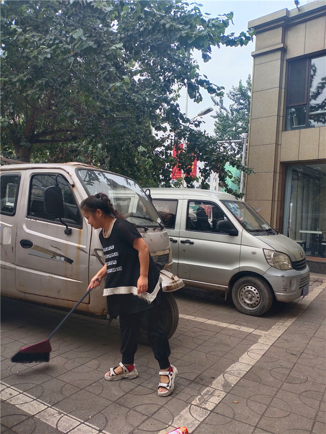 【暑期社会实践】勤劳实干 乐于奉献——“劳动至美”暑期劳动实践教育活动