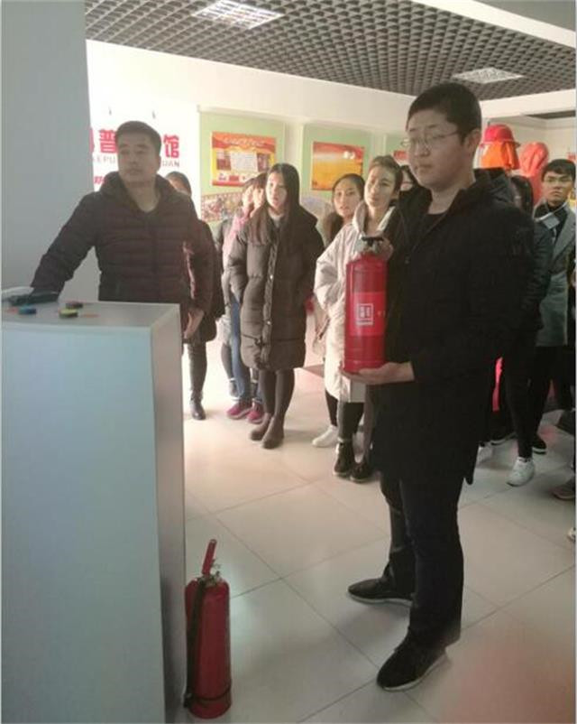 【完满班级】国与家——淬炼商学院举办“创”享青春主题活动(二十八)