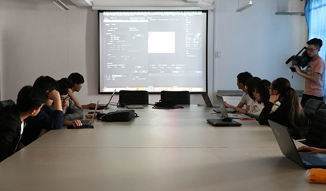 模板与抠像——“创客视界·传媒沙龙”第十一期技术培训会成功举办