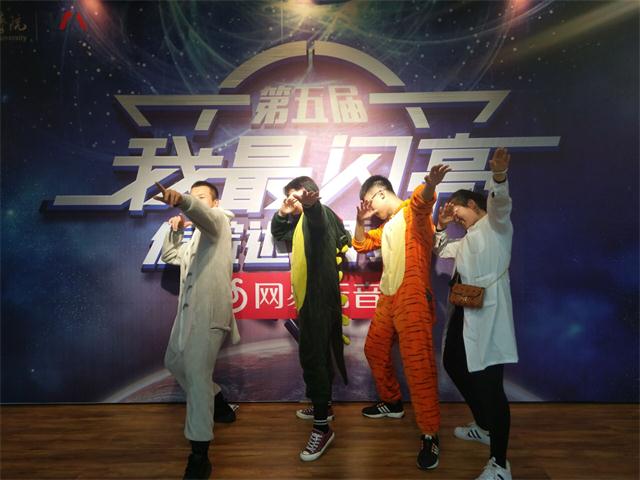 【达人秀】初心相守 赠你笑语——专访欢乐达人“OK组合”