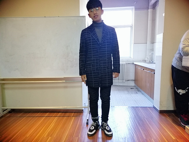 欢聚一堂 畅想未来——物联1801班举办主题班会