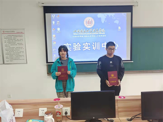 活动策划 谁与争锋——大数据学院、信息工程学院第二届“越策越开心”大学生校园活动创意大赛