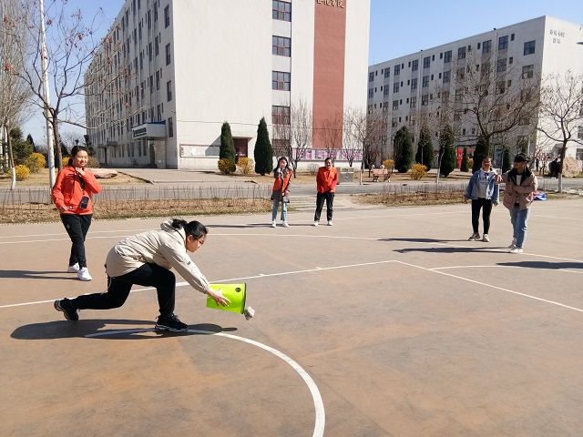 【1+1>2】太行书院与大数据学院、信息工程学院共同举办“双院+”中坚力量训练营之第六讲《团队凝聚力的打造》主题培训