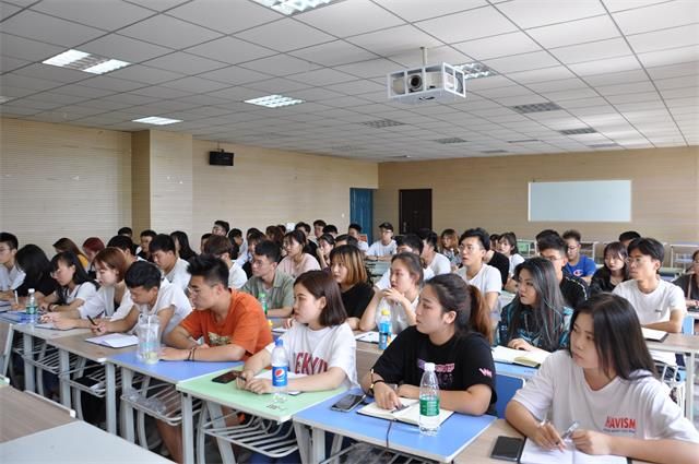“艺路领先”之学生干部培训第九期第一讲——暨学生干部培训会