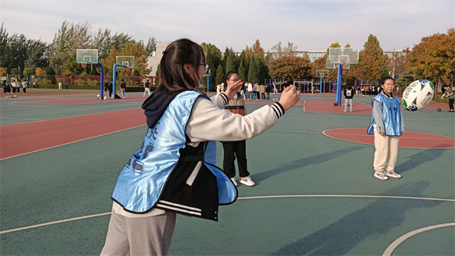 学长计划第1111期:生命因运动精彩 梦想因运动灿烂——商务英语学院第167期学长计划之“奋楫笃行”