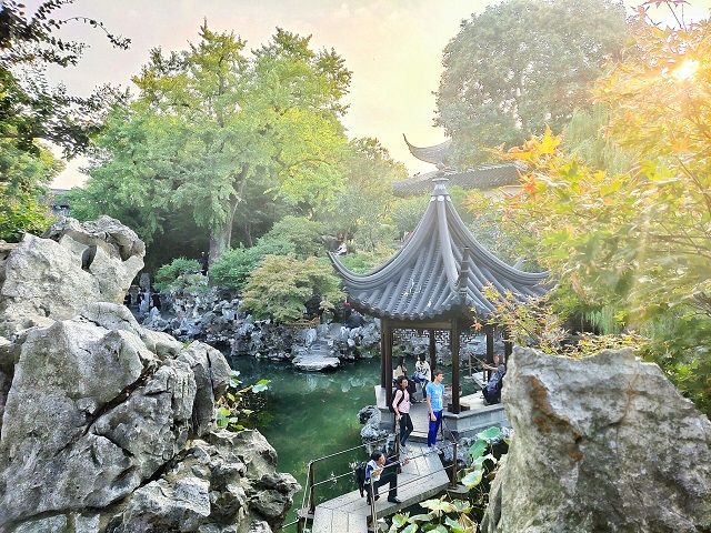 【完满班级】“探城市足迹 感秋之魅力”风景采风摄影展——艺术传媒学院环设1705完满班级活动