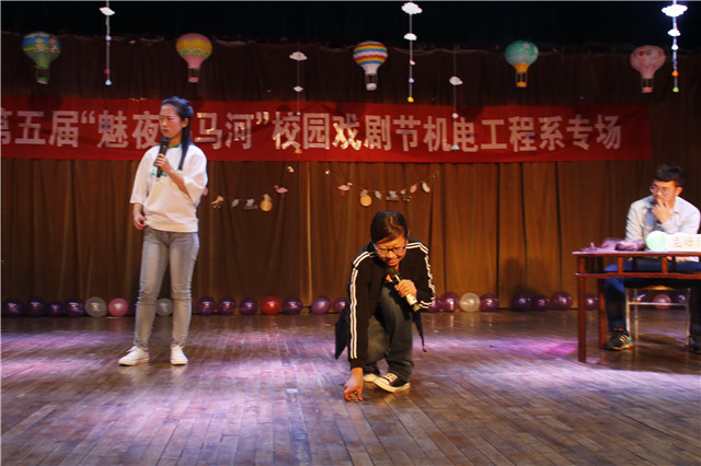 【剧评】享不尽的良辰美景 各有安宁——舞台剧《呐!新!》
