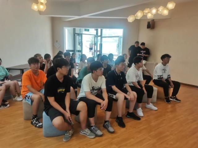 学长计划第880期：青春有梦不散场——智能工程学院第一百一十九期学长计划之“毕业生人物访谈”