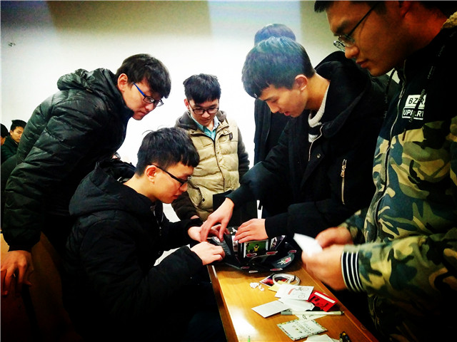 【完满班级】一米微笑阳光 无限光明希望——机电工程系2016级“创”享青春完满班级活动完满落幕