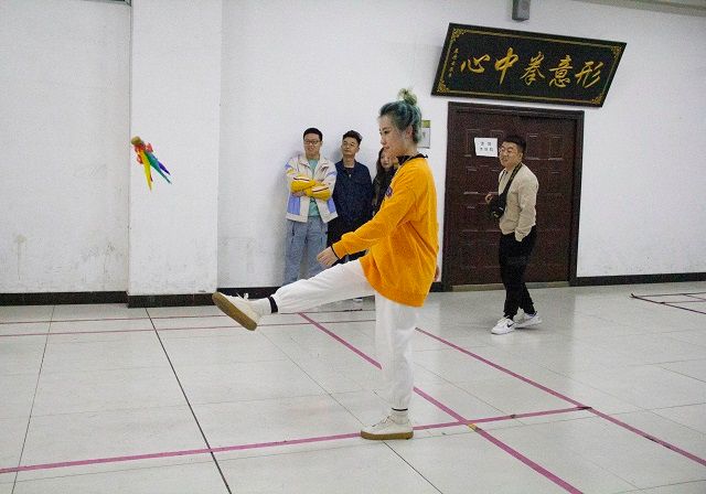 毽羽飞扬 踢出“毽”康——第四届“阳光杯”毽球大赛