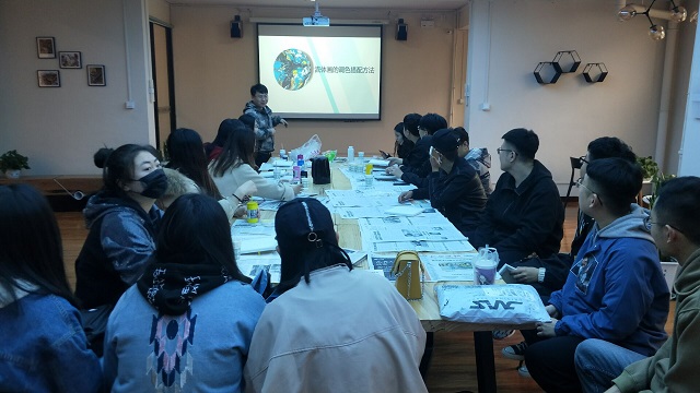 【完满班级】春风十里 邂逅芳华——艺术传媒学院环设1606班举办“流体画艺术体验”完满班级活动