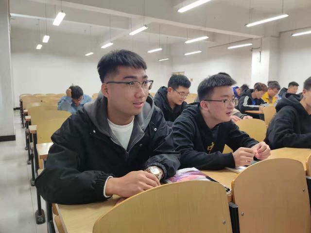 【完满班级】“宪法在你我之间”——智能工程学院机制2001班完满班级活动