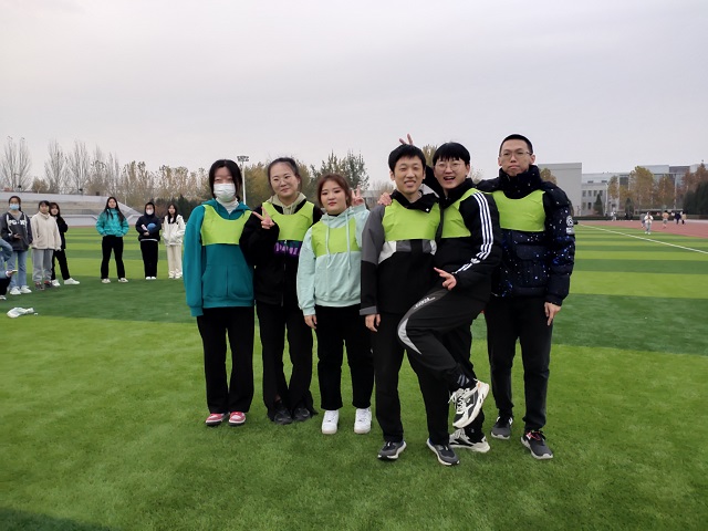 【完满班级】活力青春 绽放自我——淬炼·国际商学院财务（专升本）2211班完满班级活动