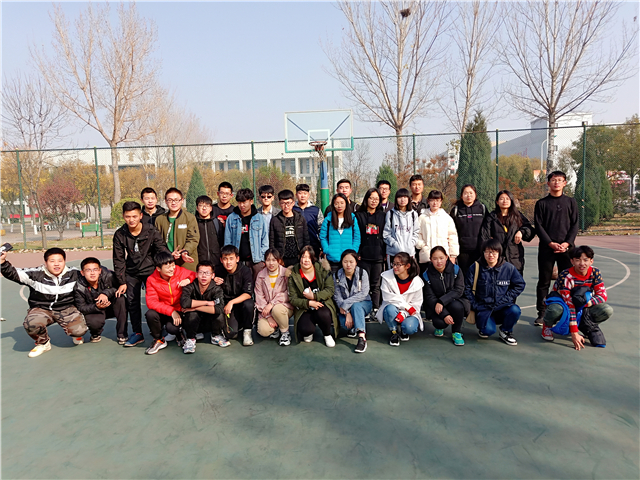 【完满班级】协作展风采 网工一家亲——网工1802班举办“梦想起航”网工篮球对抗赛