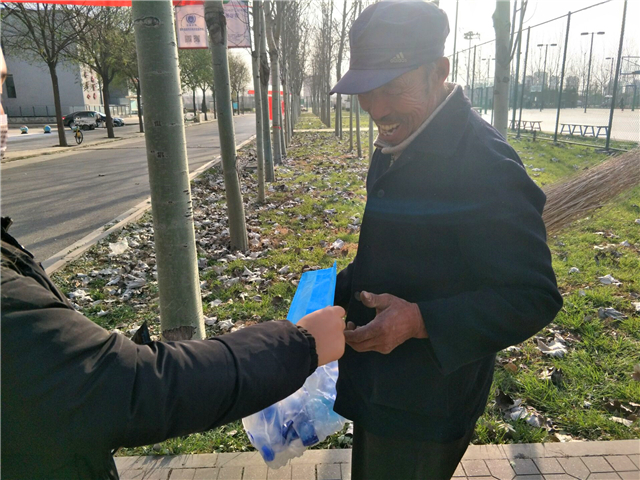 【完满班级】施以小善 弘扬大德——淬炼商学院“善”行青春主题活动（三十八）