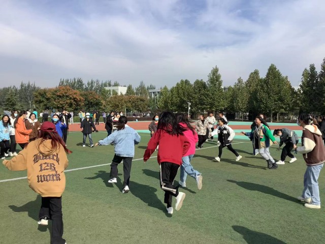 【完满班级】以我青春奏华章 喜迎二十大——商务英语学院英语2006班完满班级活动