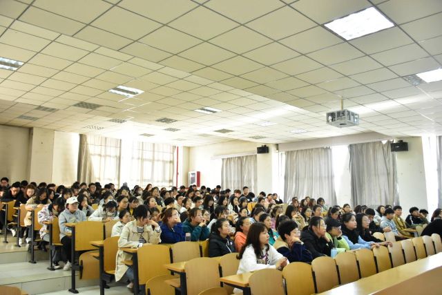 【辅导员说完满】秋冬将至 安全教育记于心——淬炼·国际商学院2020级辅导员说完满专题活动