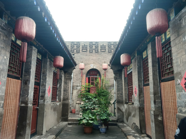 走访传统村落古建筑 共同守护精神家园