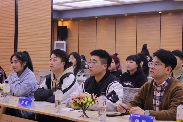 奋斗驱萧索 不负少年时——“奇思妙想 脑洞大开”第三届公益营销官