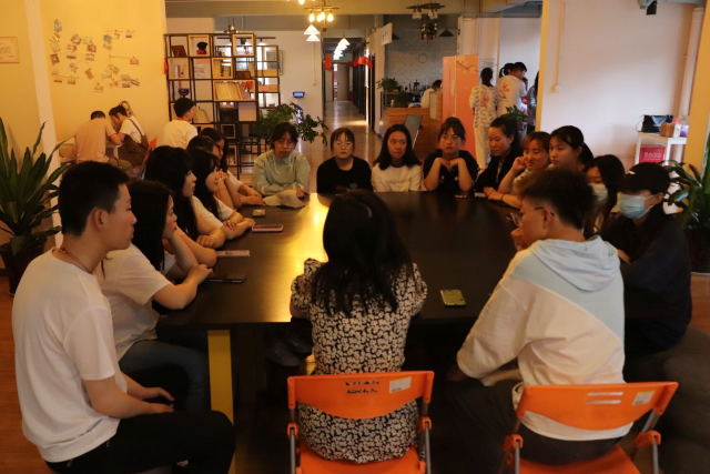 【1+1＞2】携专业前行 以笃行丰盈青春——经济与管理学院“研思经进”专业文化节“持国贸之钥 启时代之音”研讨会