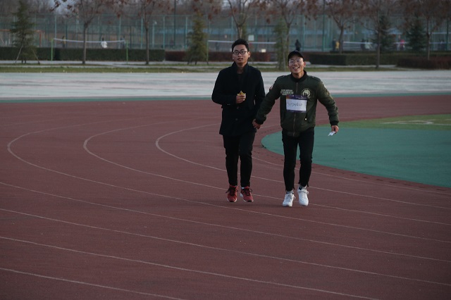 “丁香医生·2019全国大学生酷跑迷你马拉松公益挑战”信院站鸣枪开跑!