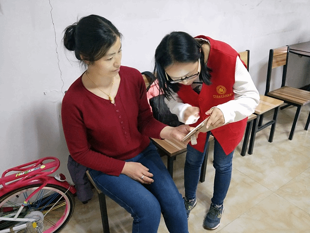 【完满班级】青春雷锋 蜕变为更好地自己——淬炼商学院三月完满班级主题活动（二十）