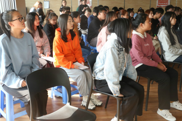 怀揣青春梦想 书写志愿人生——外语系第二十八期志愿角